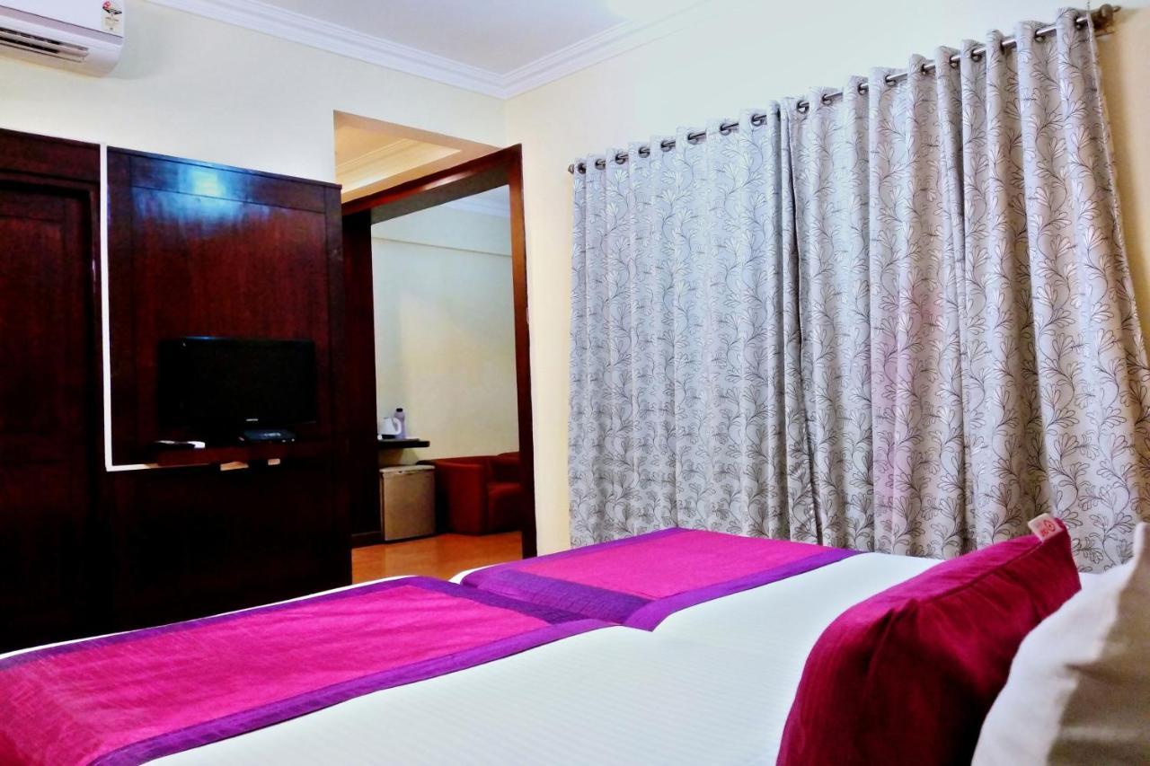 Oyo 10437 Hotel Hibiscus Inn Bangalore Extérieur photo